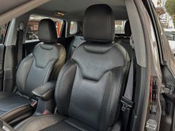https://img.olx.com.br/thumbs256x256/18/181584222233751.jpg