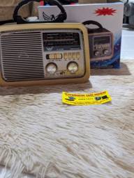 Título do anúncio: Rádio retro AM FM com bluetooth