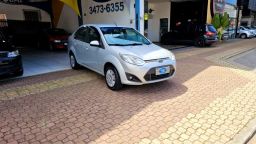 https://img.olx.com.br/thumbs256x256/18/182584524271491.jpg