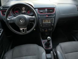 https://img.olx.com.br/thumbs256x256/18/182585766638088.jpg