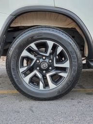 https://img.olx.com.br/thumbs256x256/18/182621435367840.jpg