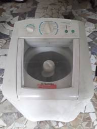 Título do anúncio: Máquina de lavar Electrolux lte 09