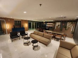 https://img.olx.com.br/thumbs256x256/18/183539285992501.jpg