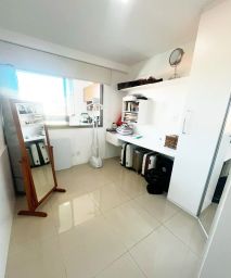 https://img.olx.com.br/thumbs256x256/18/184587879356497.jpg