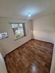 https://img.olx.com.br/thumbs256x256/18/184666059123781.jpg