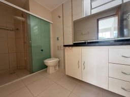 https://img.olx.com.br/thumbs256x256/18/185585408586400.jpg