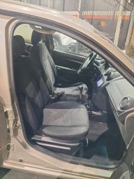https://img.olx.com.br/thumbs256x256/18/185636806488946.jpg