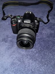 Título do anúncio: Câmera Fotográfica Nikon d40 