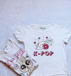 Título do anúncio: Kit com 2 blusas brancas  k-pop Teens 14 anos 