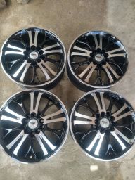 https://img.olx.com.br/thumbs256x256/18/186504169080777.jpg