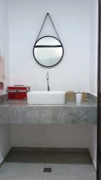 https://img.olx.com.br/thumbs256x256/18/186504284846896.jpg