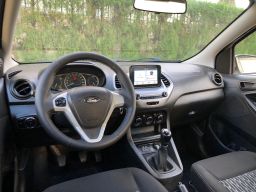 https://img.olx.com.br/thumbs256x256/18/186551624540637.jpg