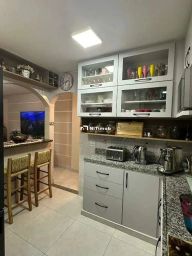 https://img.olx.com.br/thumbs256x256/18/186585270359525.jpg