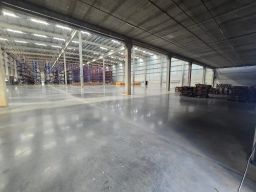 https://img.olx.com.br/thumbs256x256/18/186652187576419.jpg