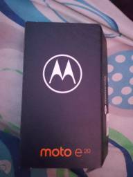 Título do anúncio: Motorola e20 novo