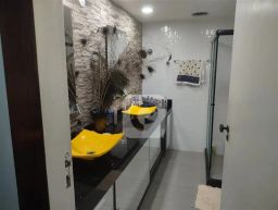 https://img.olx.com.br/thumbs256x256/18/187530525471127.jpg