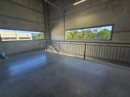 https://img.olx.com.br/thumbs256x256/18/187654666670409.jpg