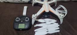 Título do anúncio: Drone WLtoys Q696-E com câmera HD white 2 baterias