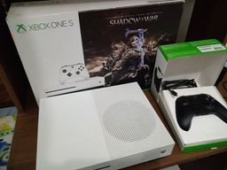 Título do anúncio: Xbox one s 1 TB 