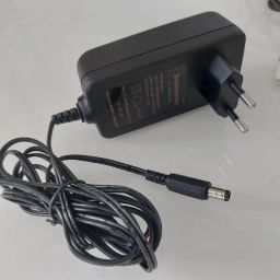 https://img.olx.com.br/thumbs256x256/18/188472234241132.jpg