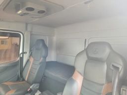 https://img.olx.com.br/thumbs256x256/18/188501384968589.jpg