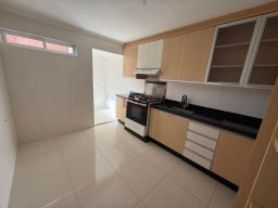 https://img.olx.com.br/thumbs256x256/18/188514765490624.jpg
