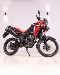 https://img.olx.com.br/thumbs256x256/18/188573396376349.jpg
