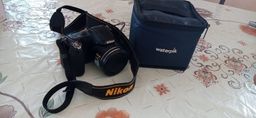 Título do anúncio: Vendo maquina fotografica Nikon semi professional.