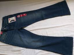 Título do anúncio: Calça jeans feminina, tamanho 40, marca Signature  Levi Strauss, importado EUA 