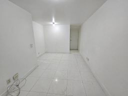https://img.olx.com.br/thumbs256x256/18/189422306123672.jpg