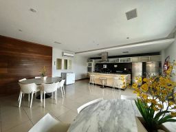 https://img.olx.com.br/thumbs256x256/18/189521035353658.jpg