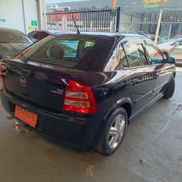https://img.olx.com.br/thumbs256x256/18/189555201012066.jpg