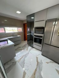 https://img.olx.com.br/thumbs256x256/18/189678578905529.jpg