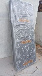 https://img.olx.com.br/thumbs256x256/19/190540166513765.jpg