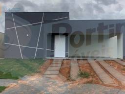 Título do anúncio: Casa em Condomínio com 3 quartos para alugar por R$ 3100.00, 210.00 m2 - COND_ SAN MARTINO