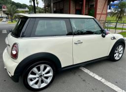 https://img.olx.com.br/thumbs256x256/19/191567276247662.jpg