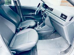 https://img.olx.com.br/thumbs256x256/19/191590638033002.jpg