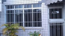 Título do anúncio: Casa para aluguel e venda possui 270 metros quadrados com 4 quartos em Centro - Manaus - A