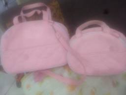 Título do anúncio: Duas Bolsas de bebê térmica rosa as duas por 30