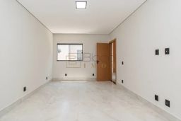 https://img.olx.com.br/thumbs256x256/19/193582602427409.jpg