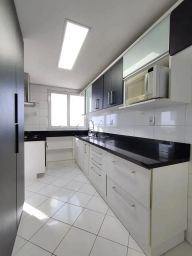 https://img.olx.com.br/thumbs256x256/19/194550400653209.jpg