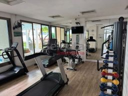 https://img.olx.com.br/thumbs256x256/19/196526635816903.jpg