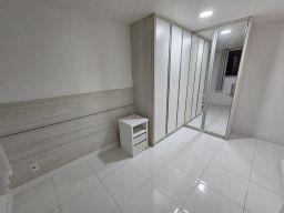 https://img.olx.com.br/thumbs256x256/19/197433303952741.jpg