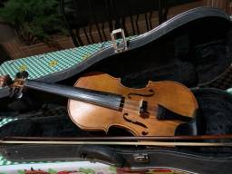 Título do anúncio: Vendo Violino 4/4 Nhureson ano 2013.