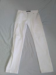 Título do anúncio: Calça branca jeans. Marca Okdok.