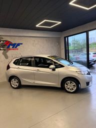 https://img.olx.com.br/thumbs256x256/19/198682806849722.jpg