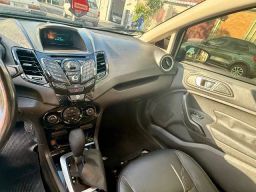 https://img.olx.com.br/thumbs256x256/19/199553275753132.jpg