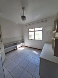 https://img.olx.com.br/thumbs256x256/20/200511880466583.jpg