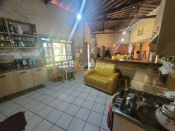 https://img.olx.com.br/thumbs256x256/20/200525403864728.jpg