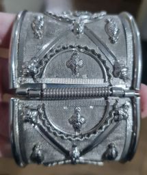 https://img.olx.com.br/thumbs256x256/20/200634550593559.jpg